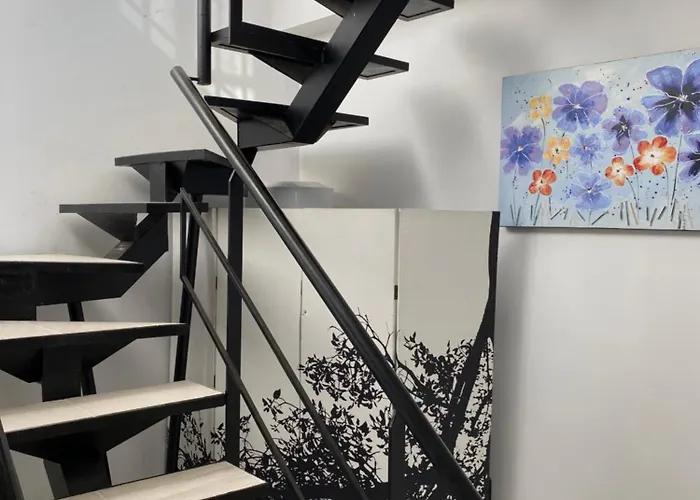 Apartamento New Renovated Mija House - Puerto Banus Quiet&green Oasis *