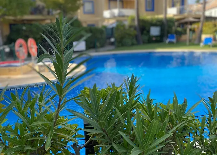 Apartamento New Renovated Mija House - Puerto Banus Quiet&green Oasis Marbella