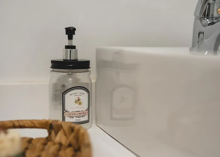 New Renovated Mija House - Puerto Banus Quiet&green Oasis Apartamento