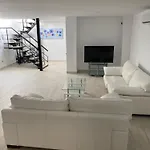 Apartman New Renovated Mija House - Puerto Banus Quiet And Oasis