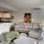 Apartman New Renovated Mija House - Puerto Banus Quiet And Oasis