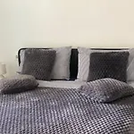 New Renovated Mija House - Puerto Banus Quiet And Oasis Apartman *