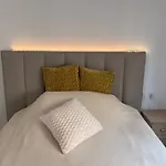 New Renovated Mija House - Puerto Banus Quiet And Oasis Apartman
