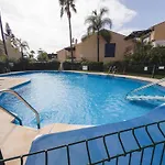 Apartman New Renovated Mija House - Puerto Banus Quiet And Oasis