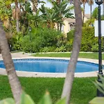 New Renovated Mija House - Puerto Banus Quiet And Oasis Apartman Marbella