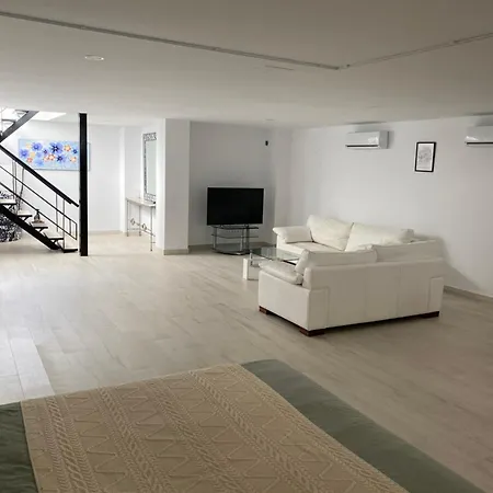 New Renovated Mija House - Puerto Banus Quiet&green Oasis