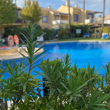 Appartement New Renovated Mija House - Puerto Banus Quiet&green Oasis Marbella