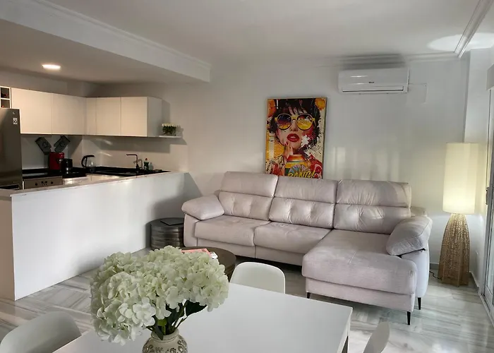 New Renovated Mija House - Puerto Banus Quiet And Oasis * Marbella