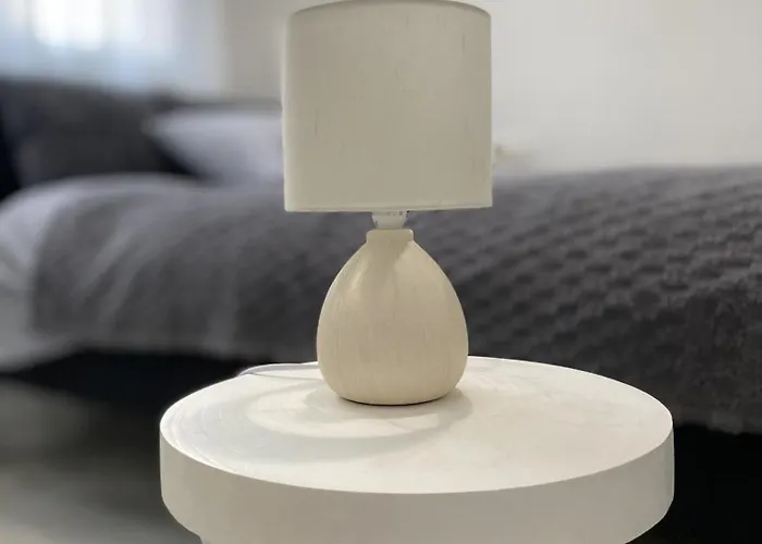 New Renovated Mija House - Puerto Banus Quiet And Oasis Apartament *