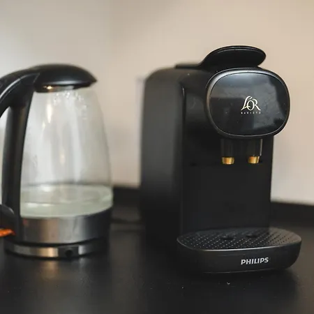 New Renovated Mija House - Puerto Banus Quiet And Oasis דירה מארבלה