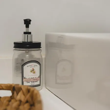 New Renovated Mija House - Puerto Banus Quiet And Oasis דירה